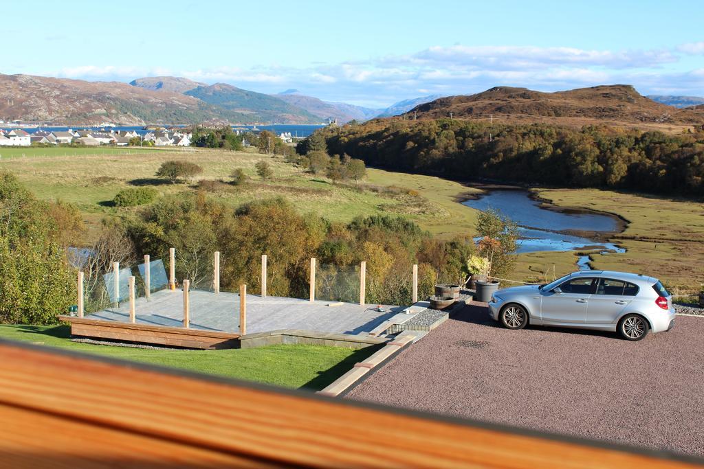 Misty Isle Apartments Ltd - Maol View Kyleakin Zimmer foto